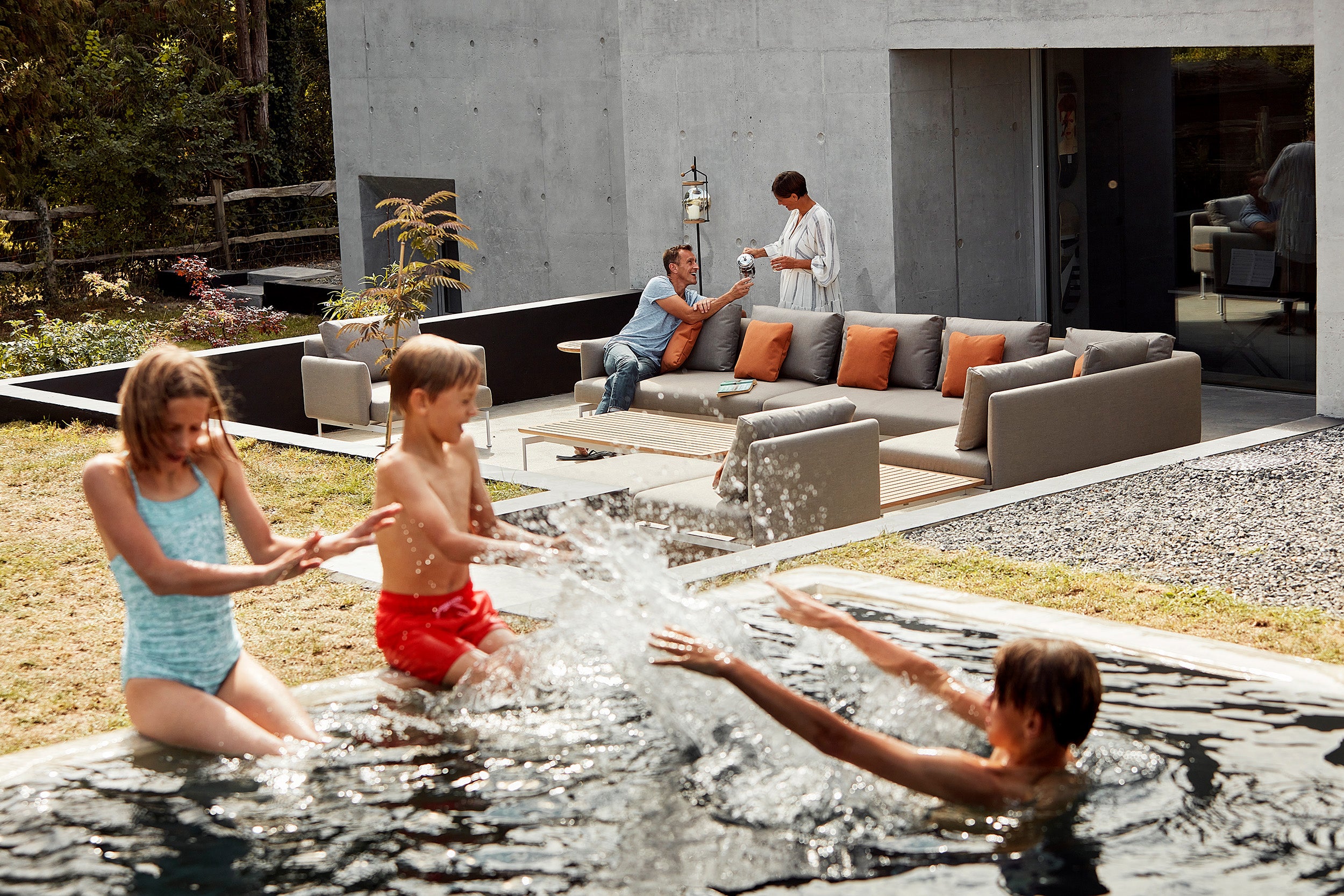 Barlow Tyrie Layout 10pc Seating Ensemble