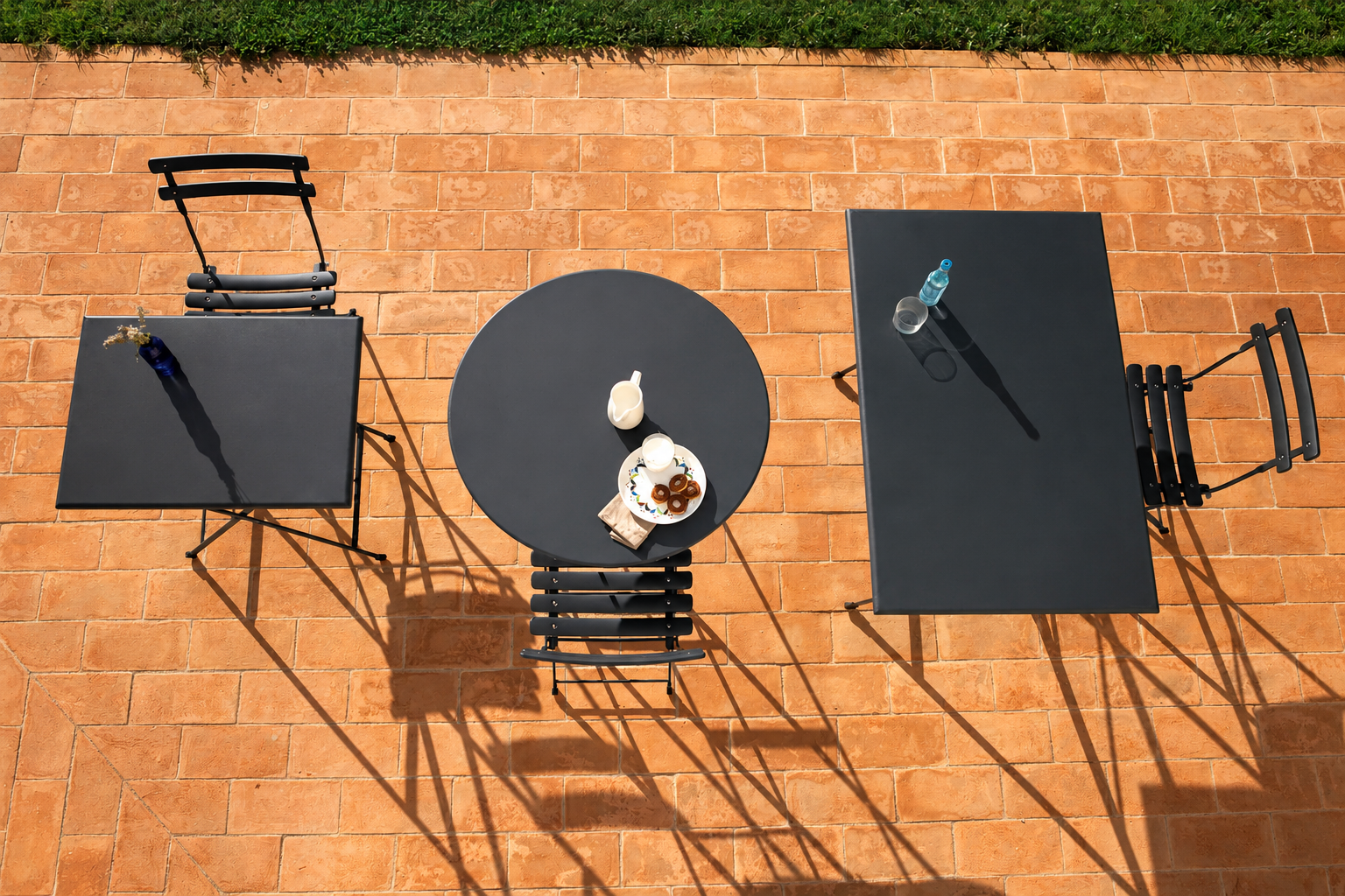 Emu Arc en Ciel Outdoor/Indoor 3 Piece Bistro Set
