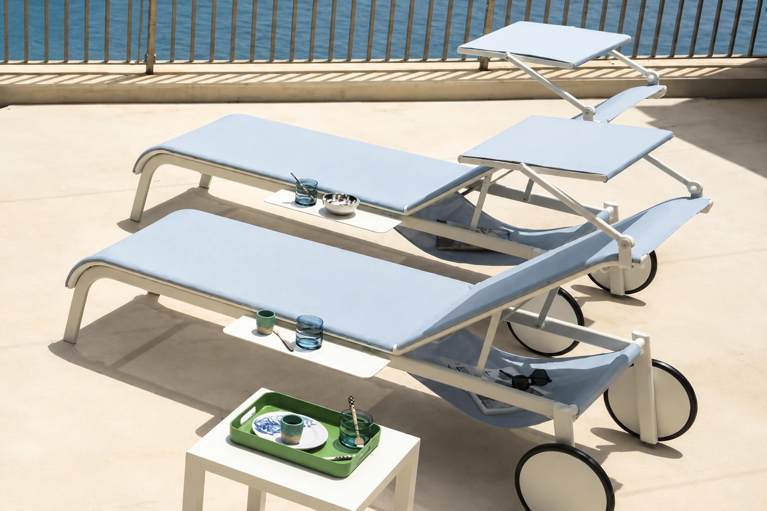 Emu Tiki Adjustable Chaise Lounge