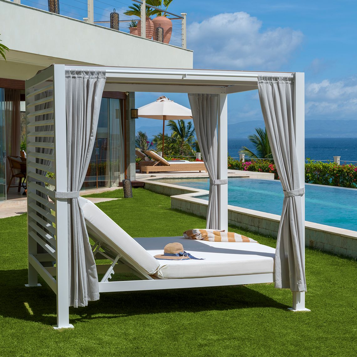 Kingsley Bate Aluminum Pavilion Daybed