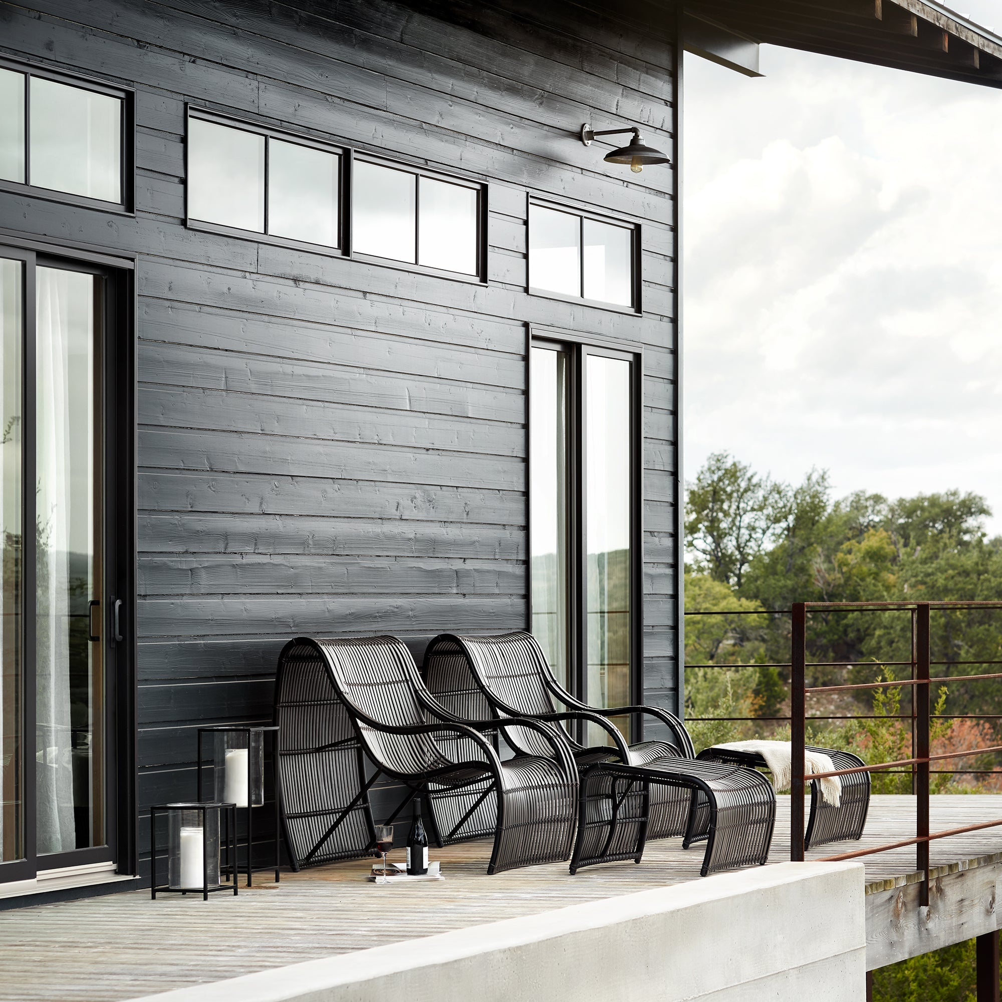 Woodard Loft Aluminum Ottoman