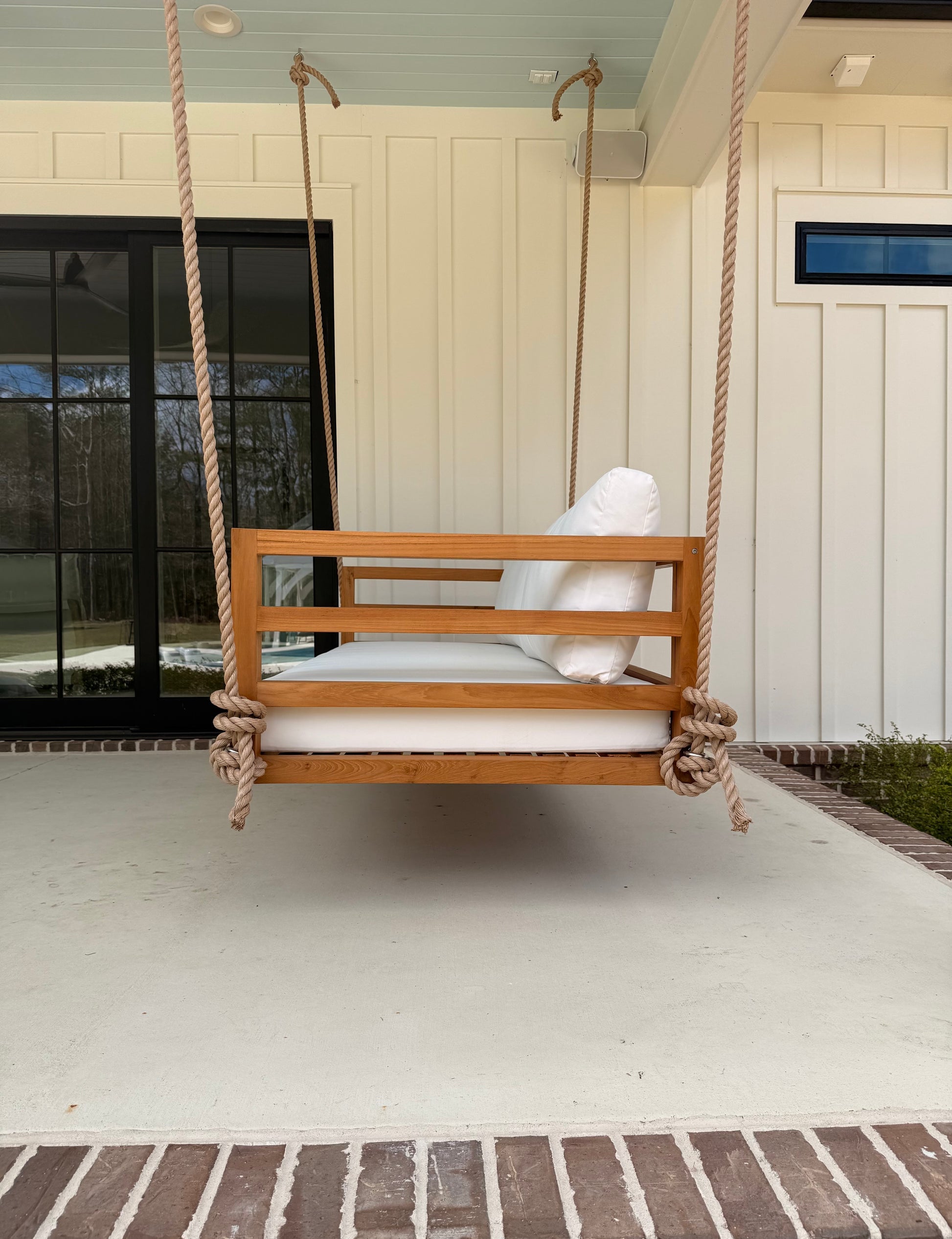 ModHaven Del Mar Swing Bed