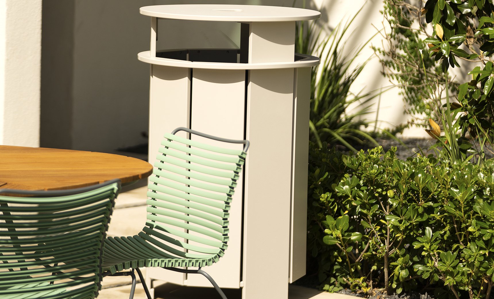 LEDGE Mainstay Industrial Trash Bin