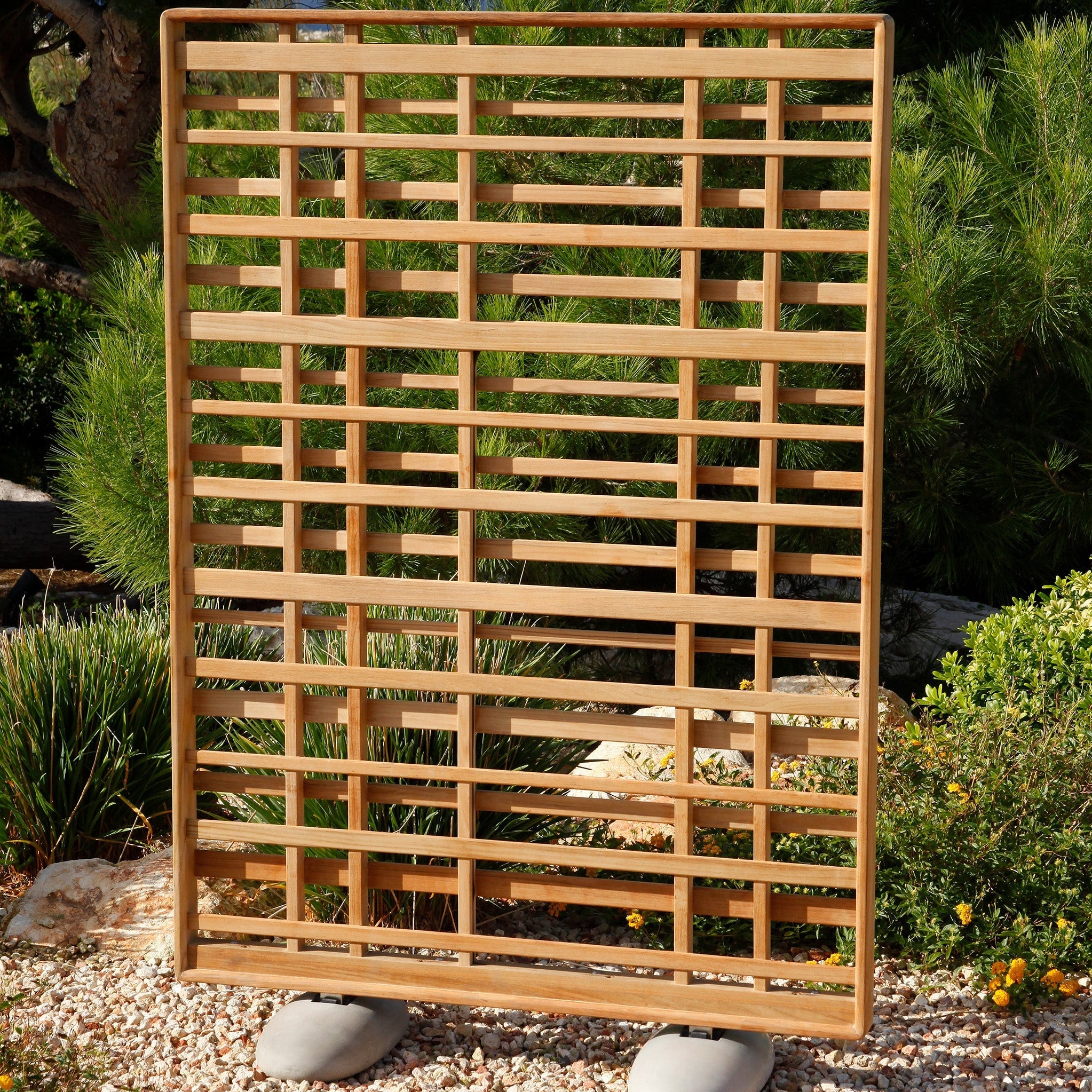 Barlow Tyrie Teak Vertical Woodland Screen