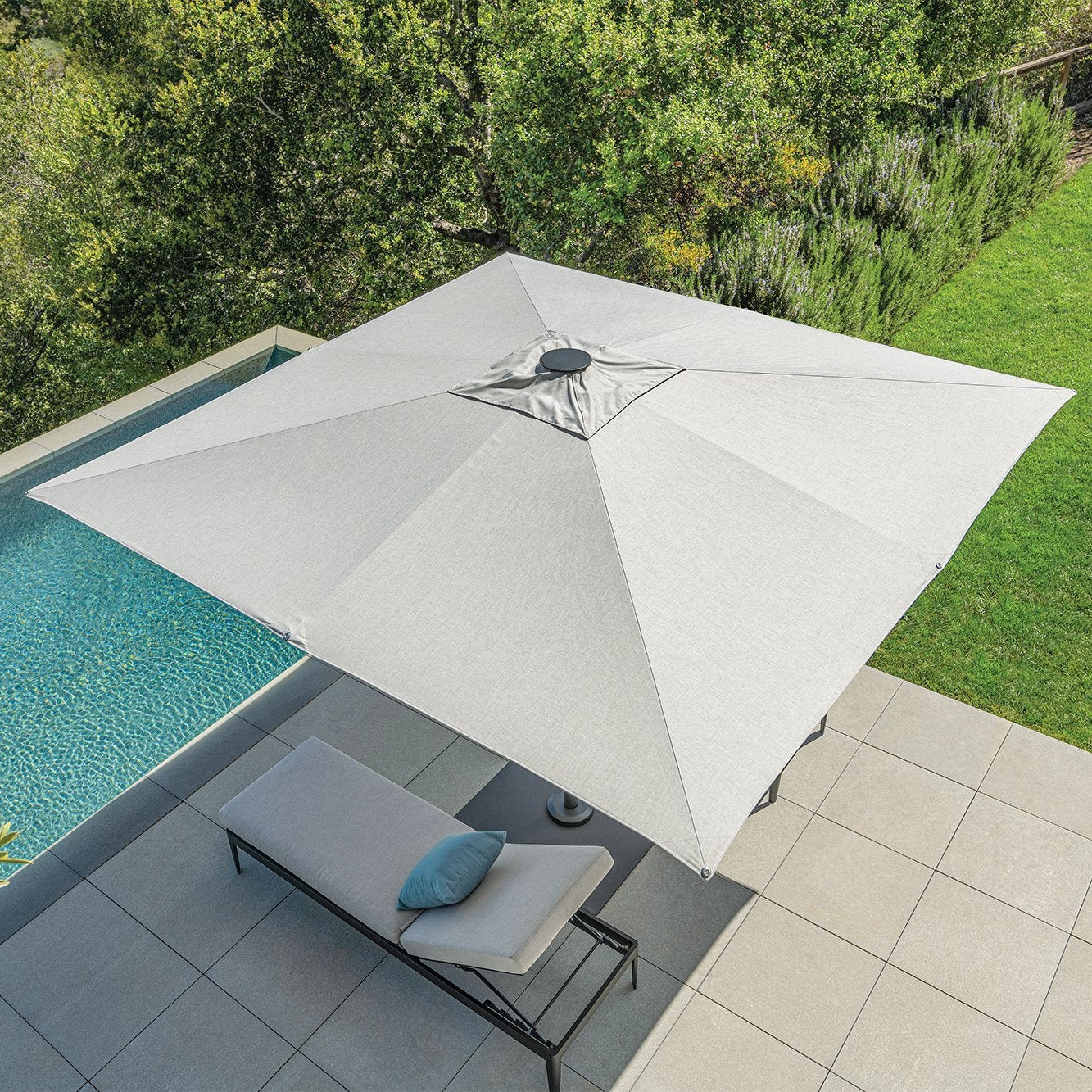 Shademaker Atlas 10' Square Centerpost Umbrella