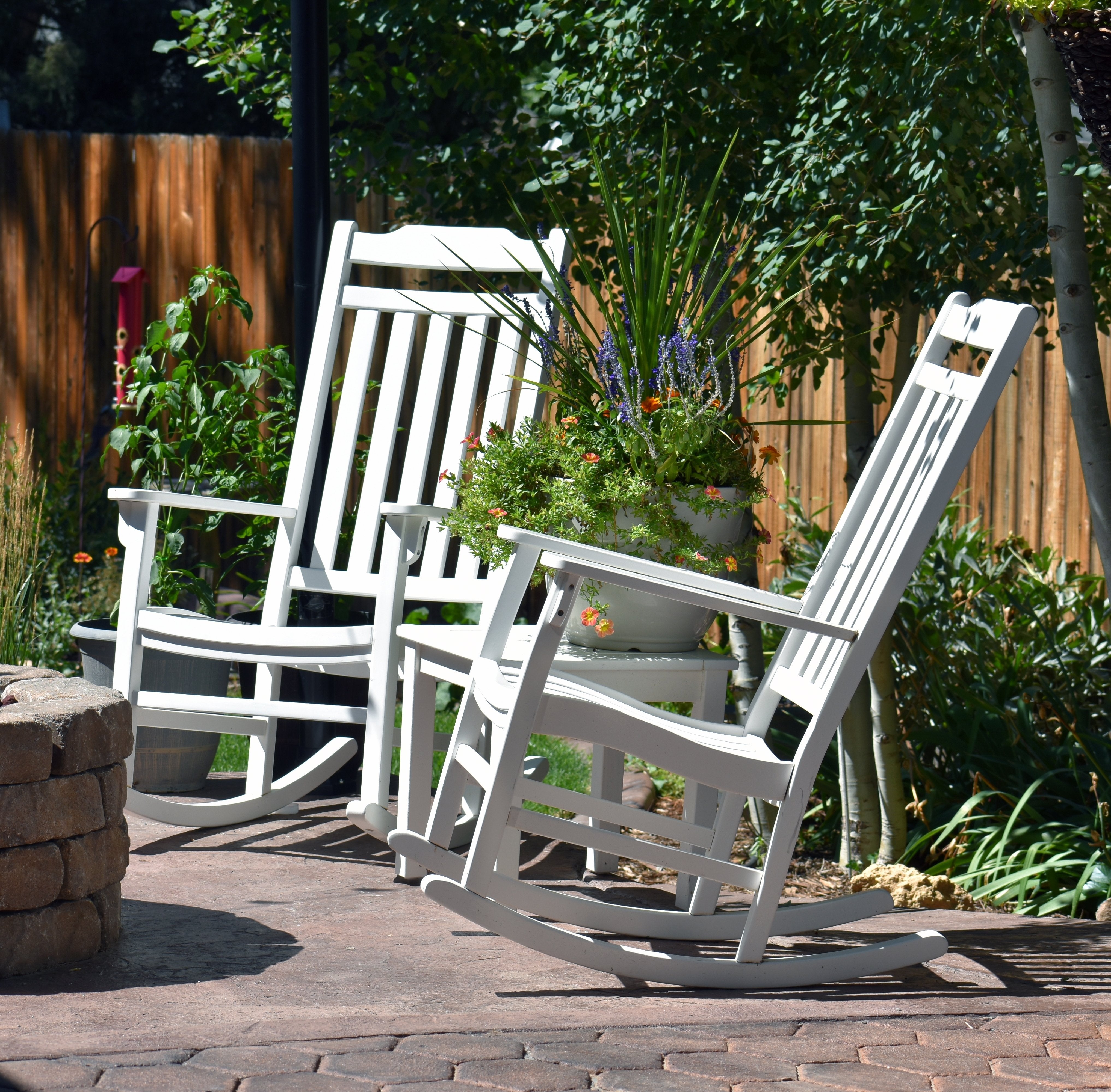 World's Finest Rocker Set of 2 + Side Table - White