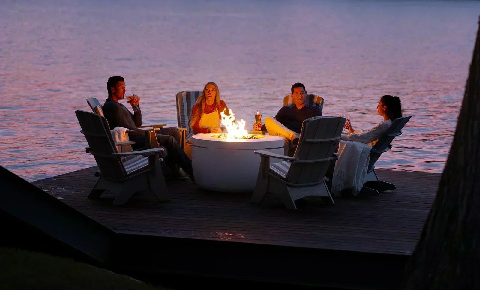 Around the Fire: Designing an Outdoor Space That Comes Alive
