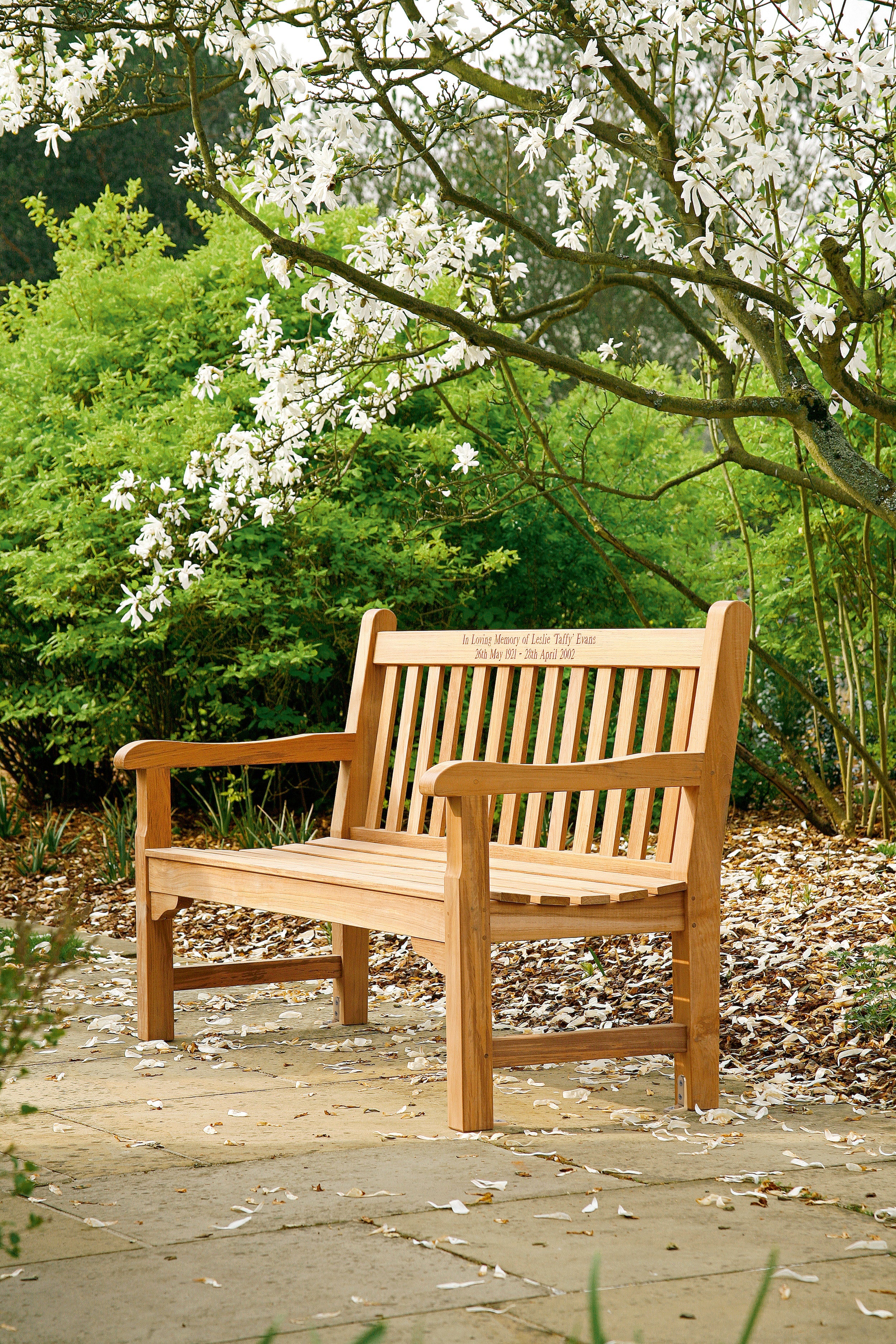 Barlow Tyrie Glenham 71" Teak Bench - Thumbnail 5