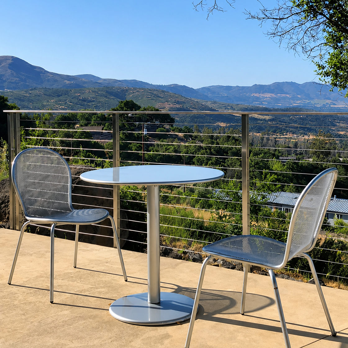 Emu Bistro Table 24 Inch