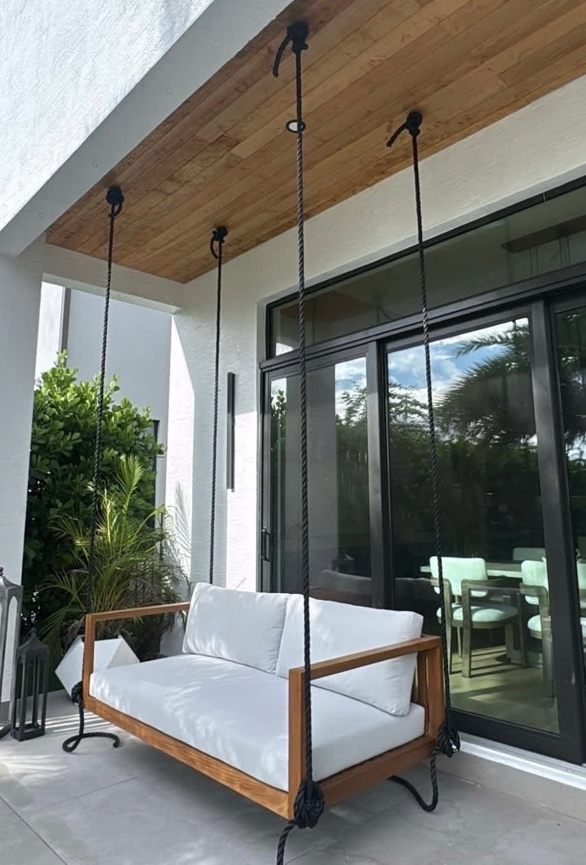 ModHaven Delray Swing Bed