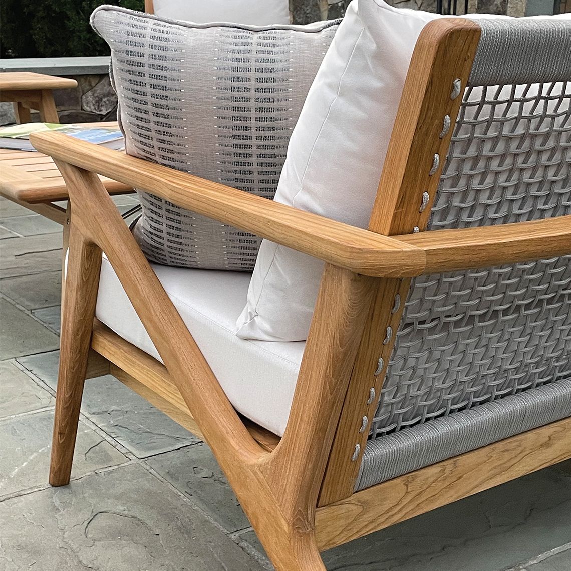 Kingsley Bate SoHo Sofa