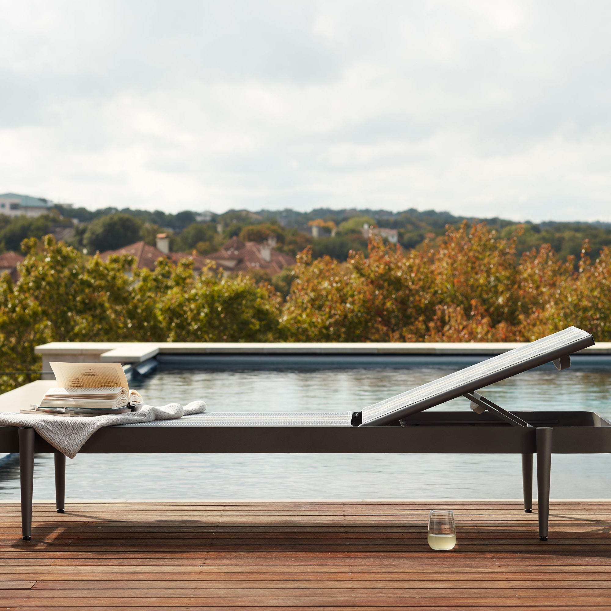 Woodard Daytona Aluminum Adjustable Sling Chaise Lounge