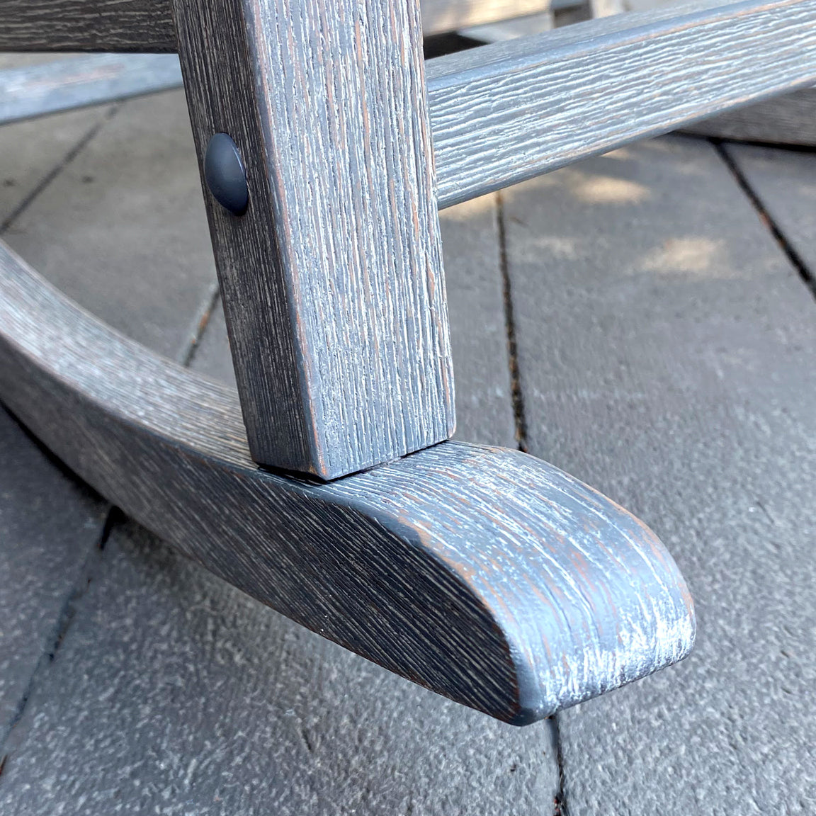 Americana Resort Rocker - Weathered Grey Distressed (Premium Finish)