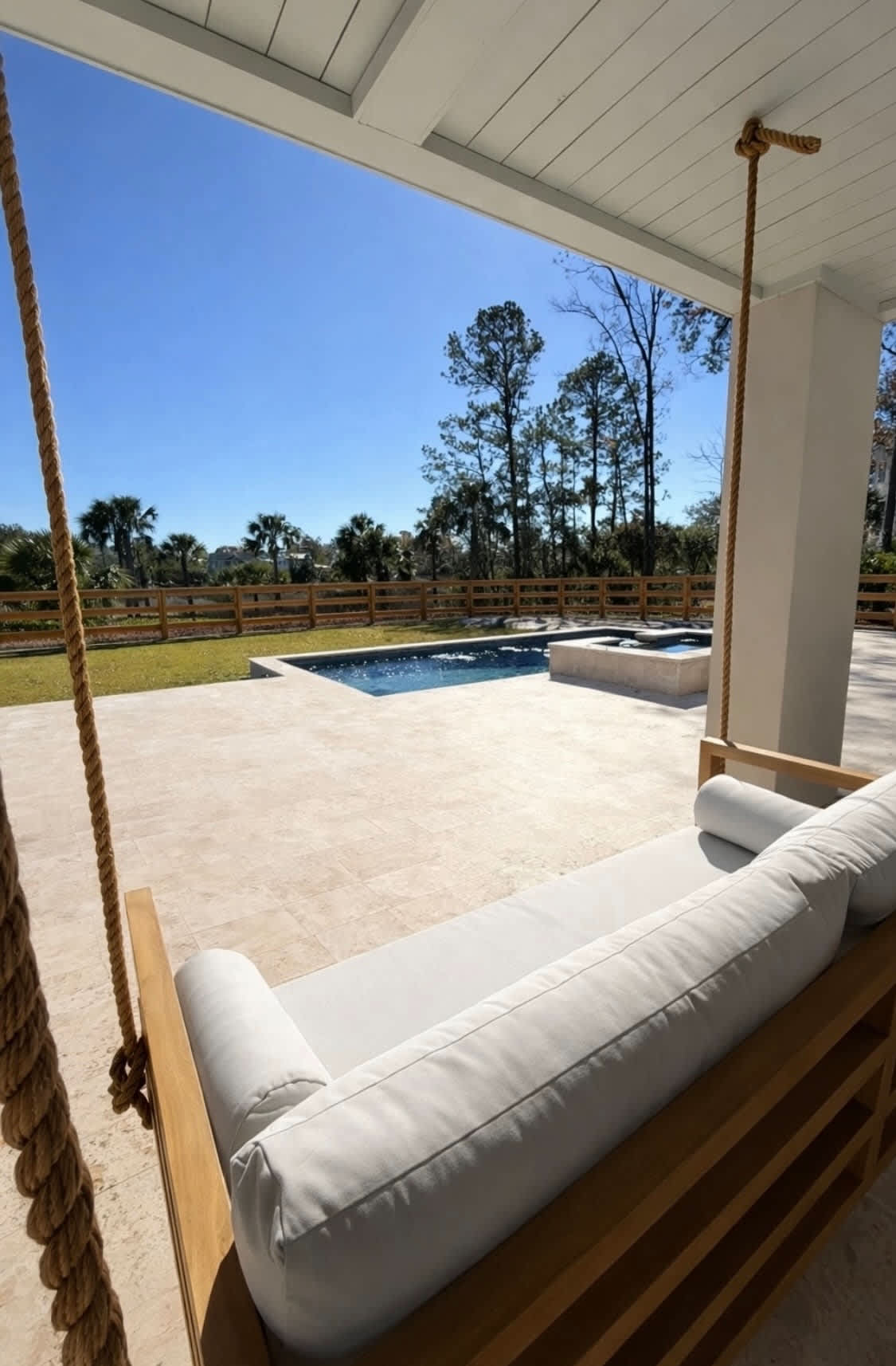ModHaven Del Mar Swing Bed