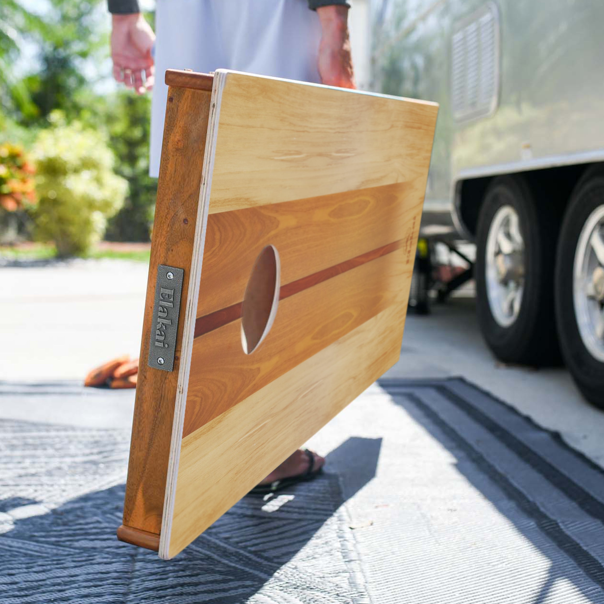 Elakai Woody Cornhole Board Set