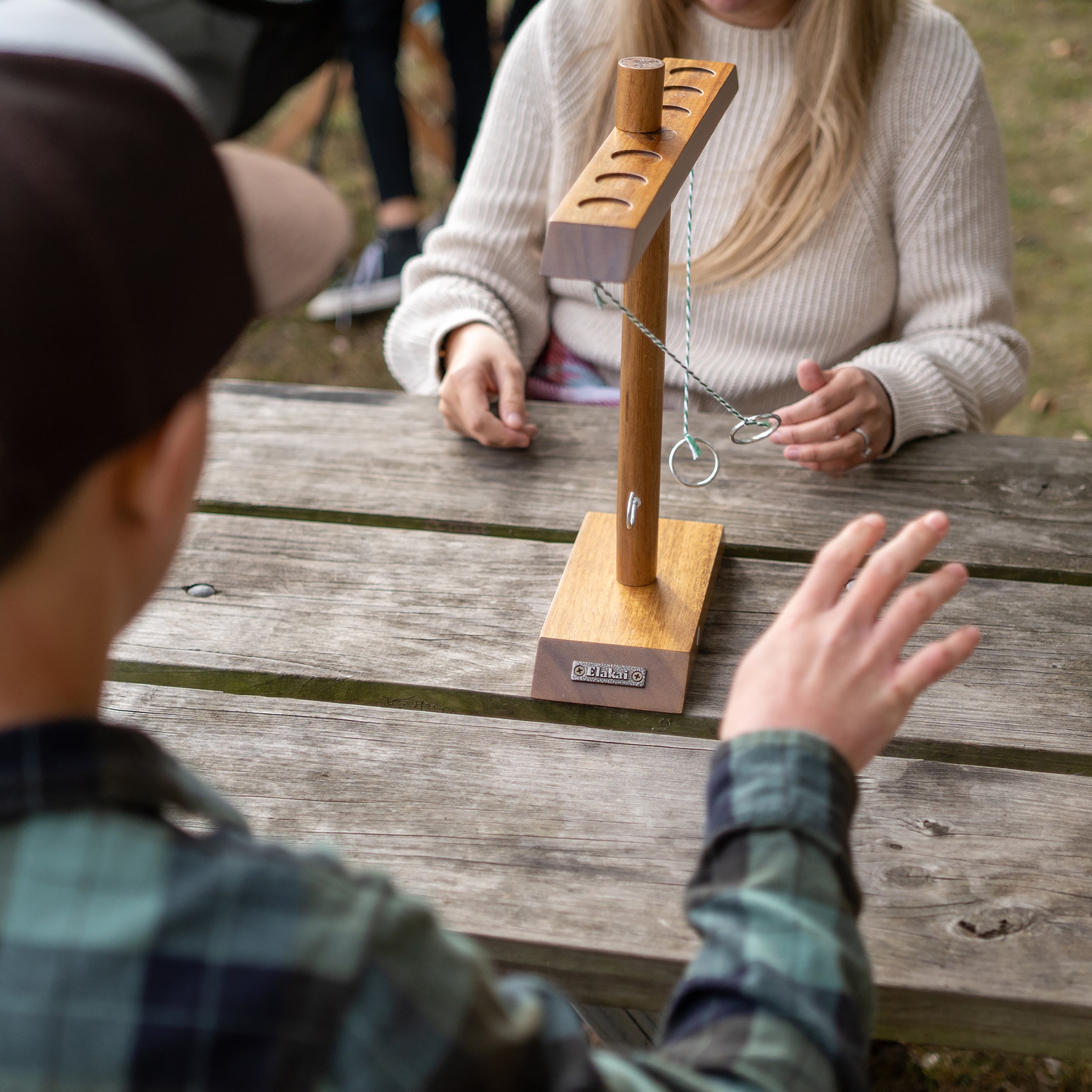 Elakai Globetrotter 2-Player Hook and Ring Game