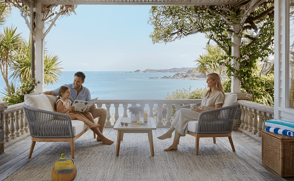 Outdoor Patio Furniture for Fine Homes & Resorts - Frontera