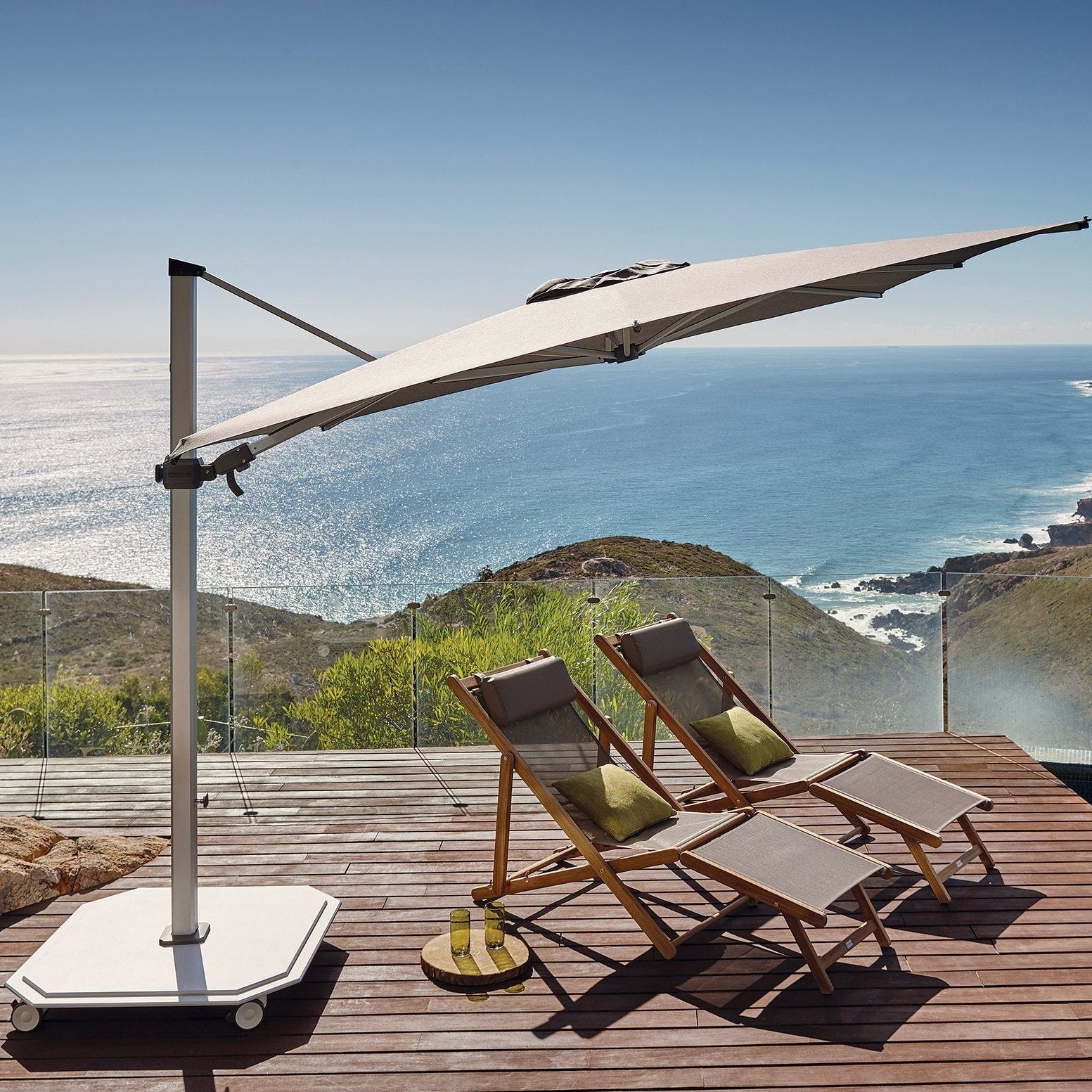 Jardinico JCP.301 Square 10' Sidepost Umbrella (tilted)