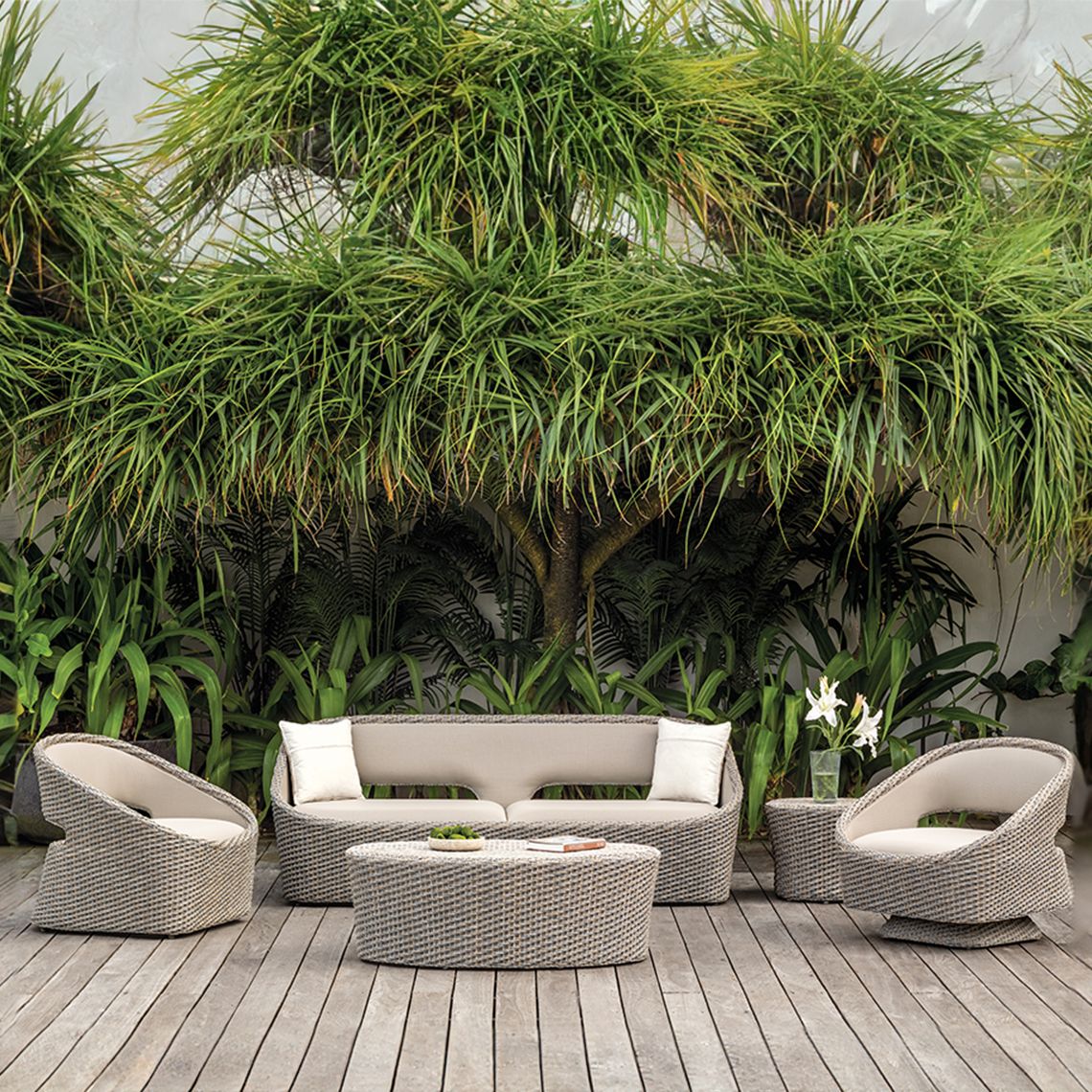 Kingsley Bate Biscayne Wicker Deep Seating Sofa