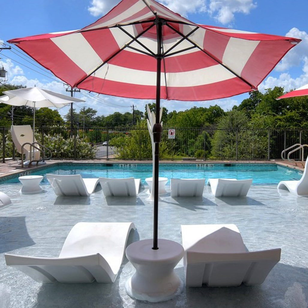 LEDGE Signature Chaise Lounger