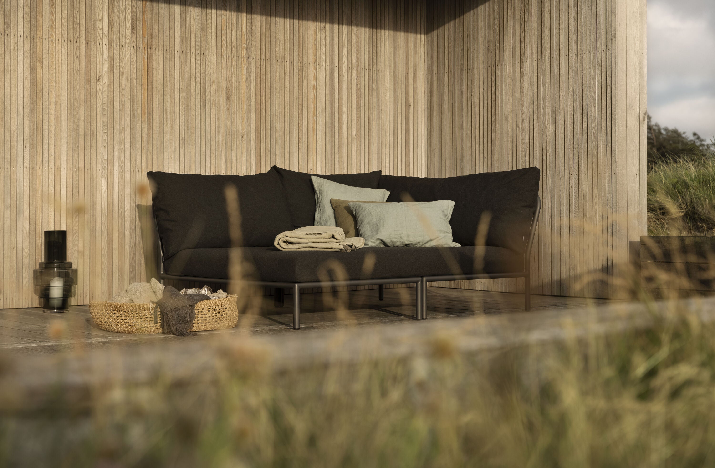 Level Cozy Corner Sofa