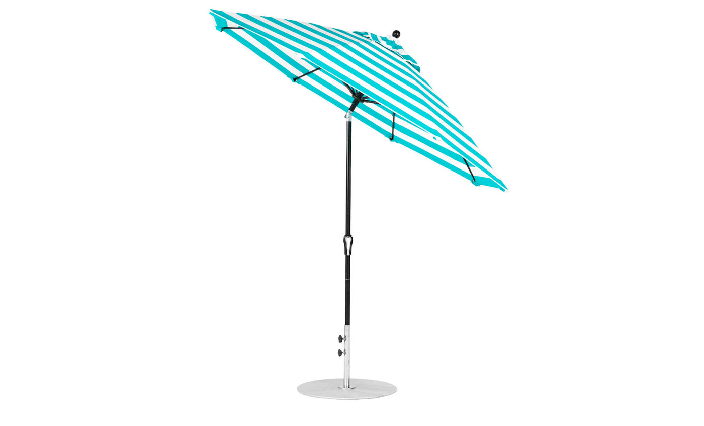 Ledge 9' Octagon Crank Auto Tilt Essential Fiberglass Umbrella