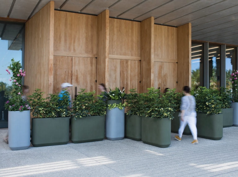 Mod Self-Watering Planter 40 inch Tall