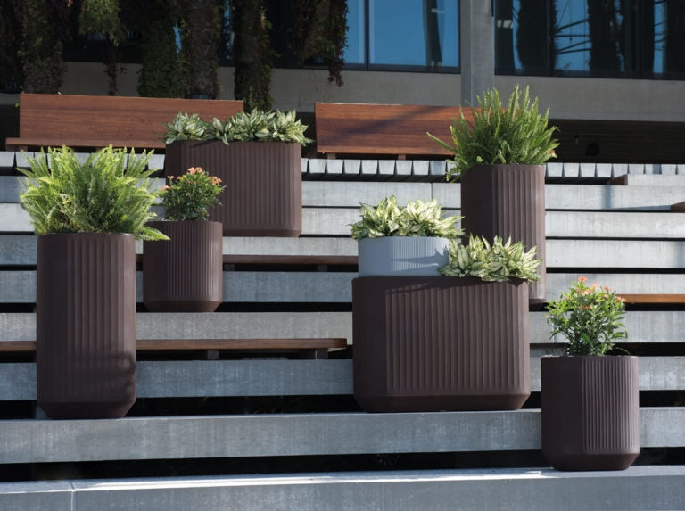 Mod Self-Watering Planter 40 inch Tall
