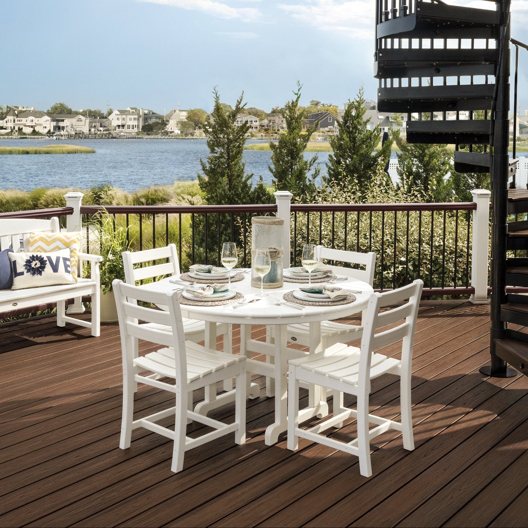 Trex® Outdoor Furniture™ Monterey Bay Round 48" Dining Table