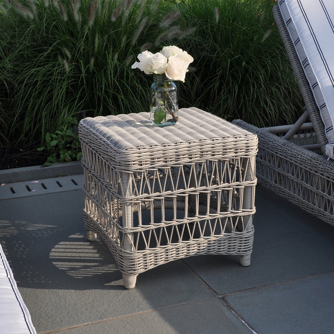 Kingsley Bate Southampton Wicker Side Table/Stool