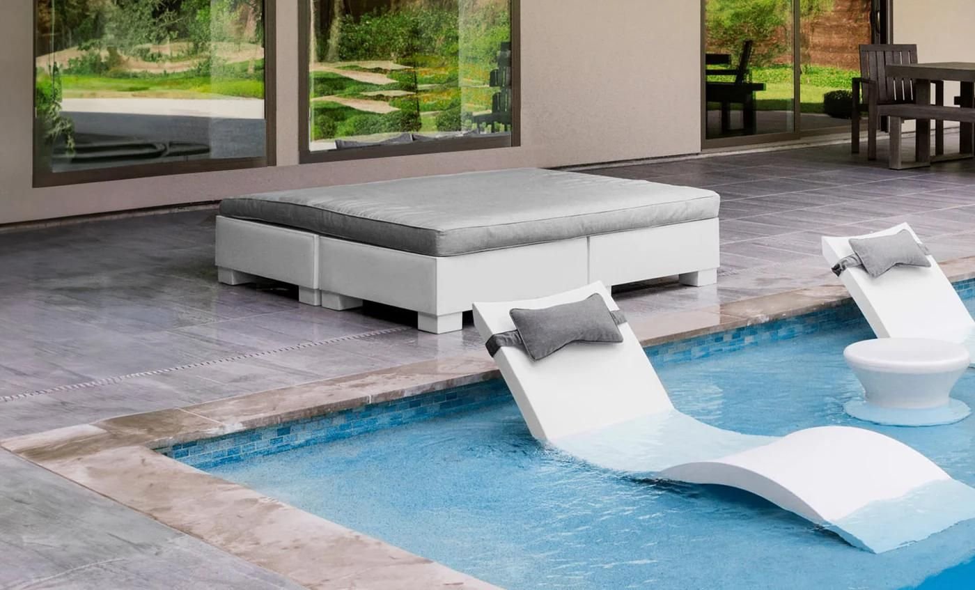 LEDGE Affinity Square Sunbed